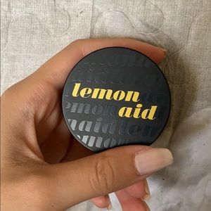 Lemon aid colour correcting eyelid primer benefit